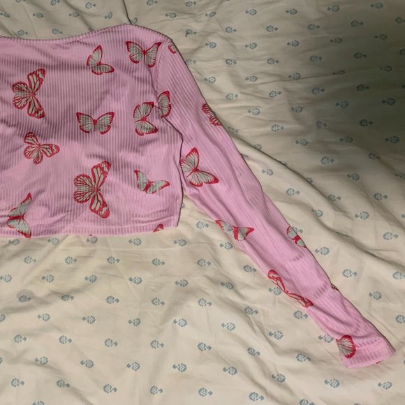 Butterfly Long Sleeve Tie Crop Top - Picture 3 of 3